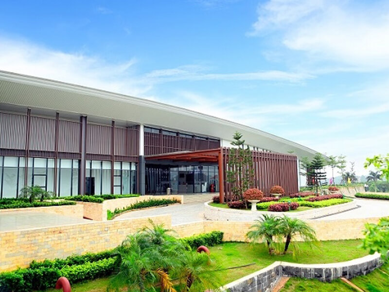 Dự án thi công sơn Khách sạn 5 sao và khu nghỉ dưỡng cao cấp thuộc Sân Golf Hoàng Gia Ninh Bình